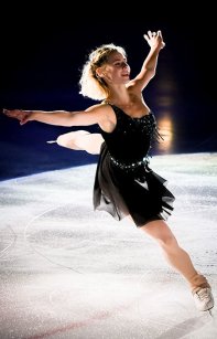 Laurine Lecavelier portrait